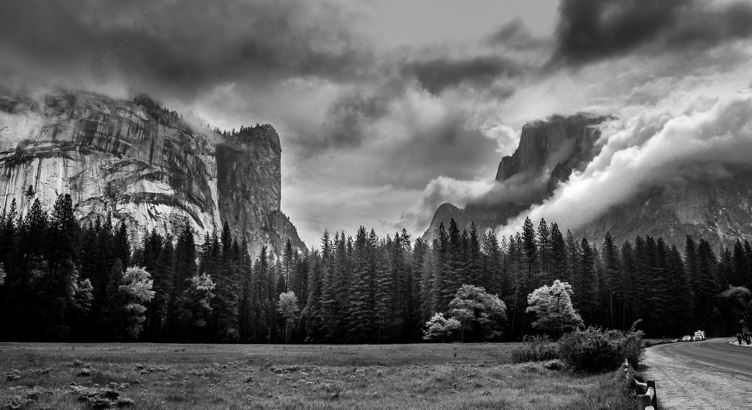 first-place-in-black-white-a-photos-was-yosemite-by-shashank-dabral